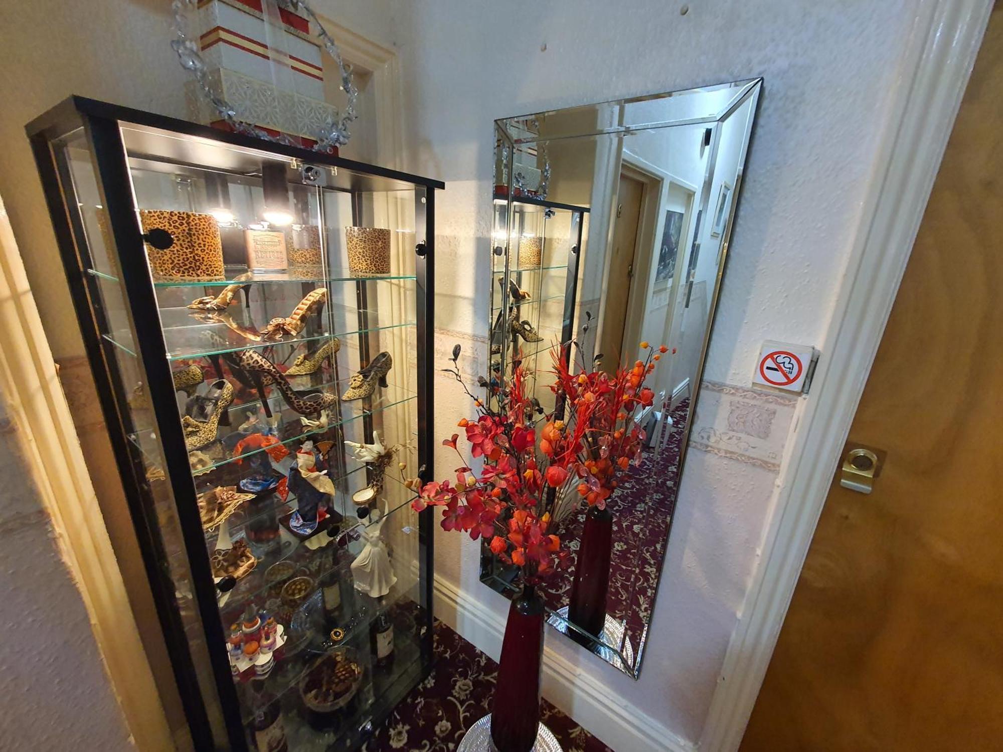 Windsor House Bed and breakfast