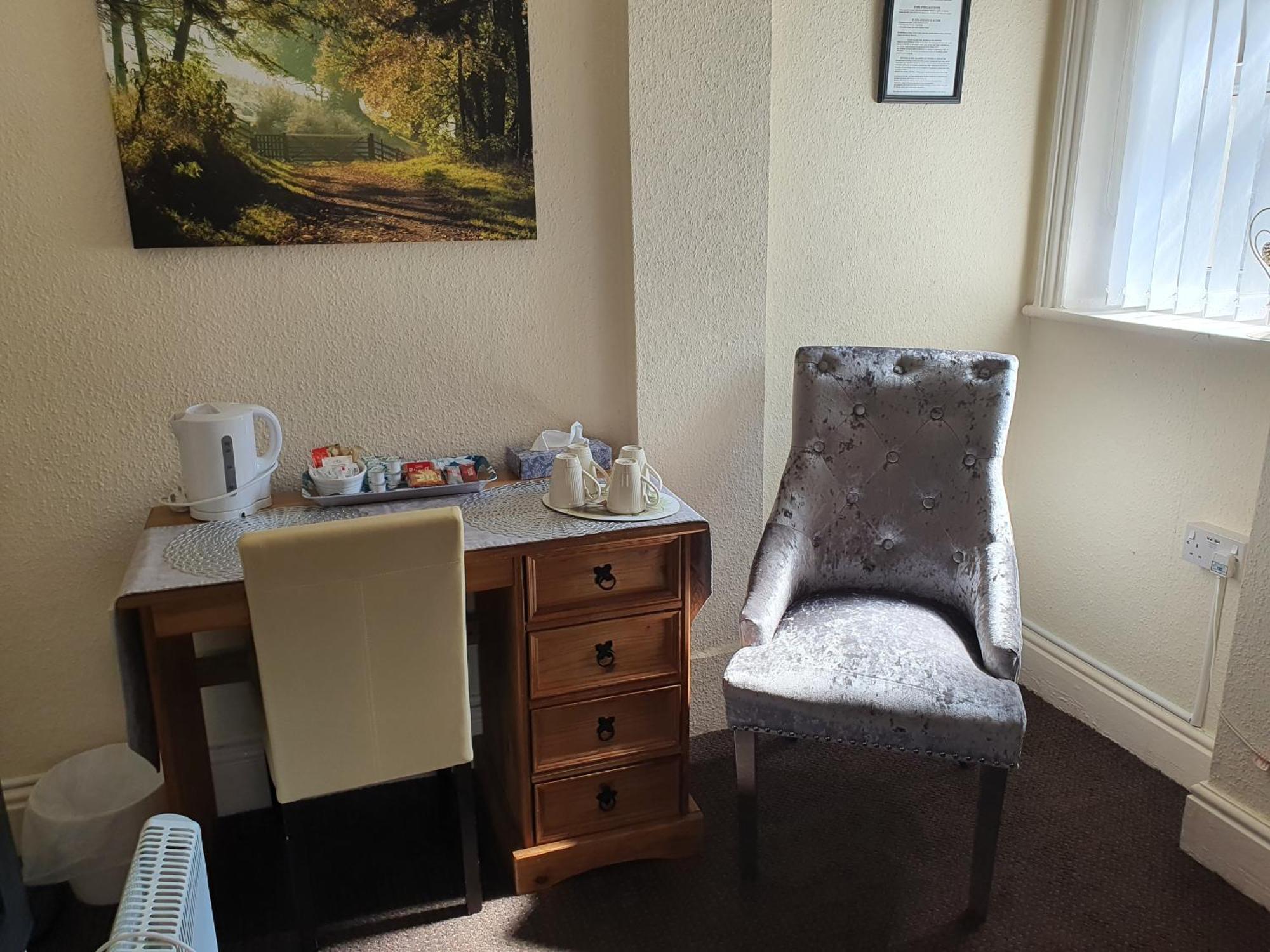 Windsor House Отель типа 