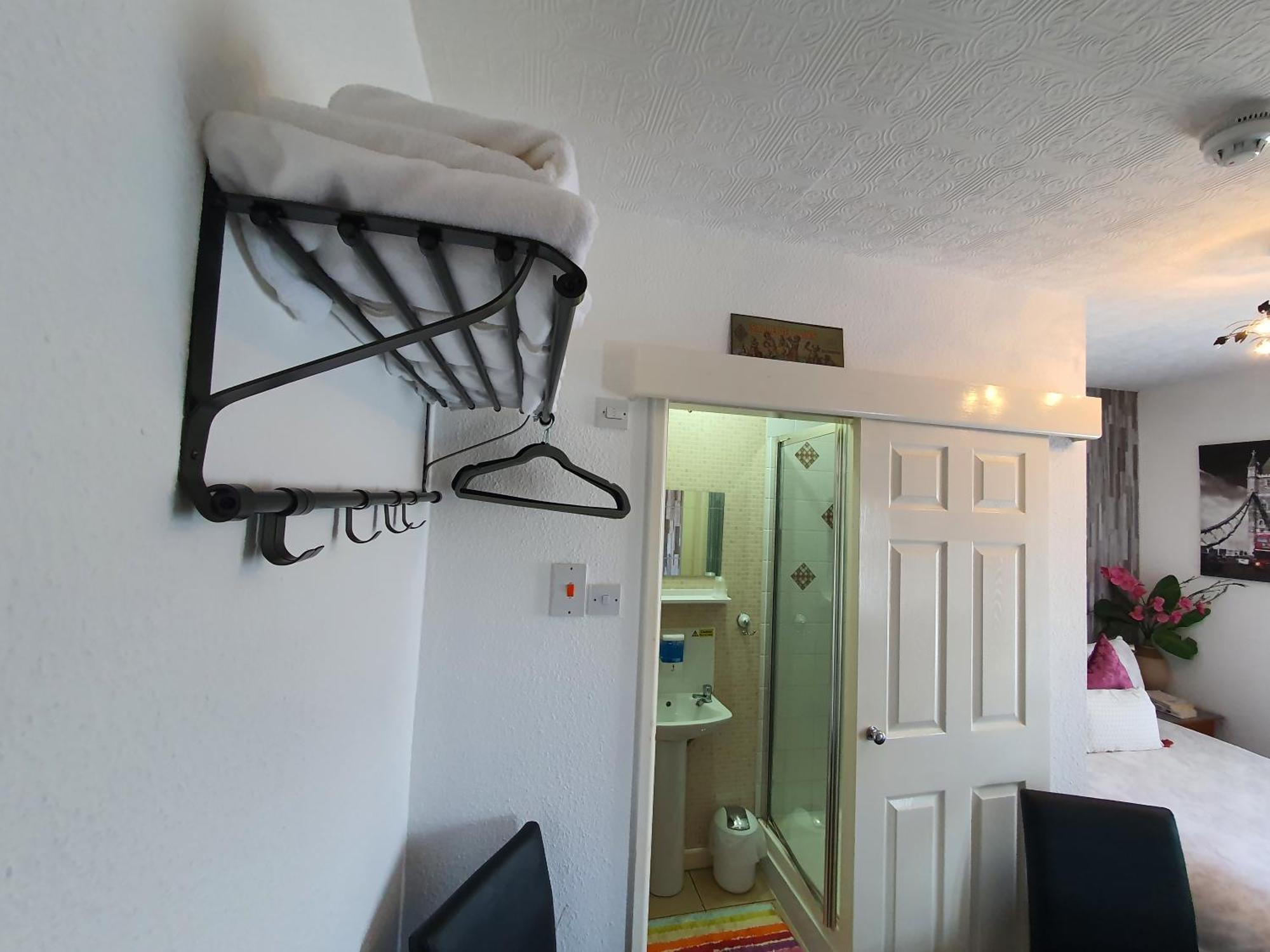 Windsor House Отель типа 